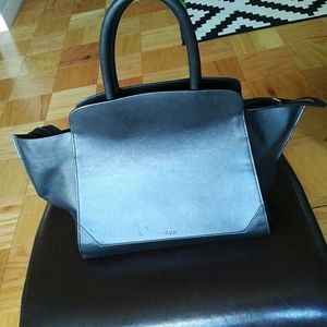 Aritzia shoulder bag